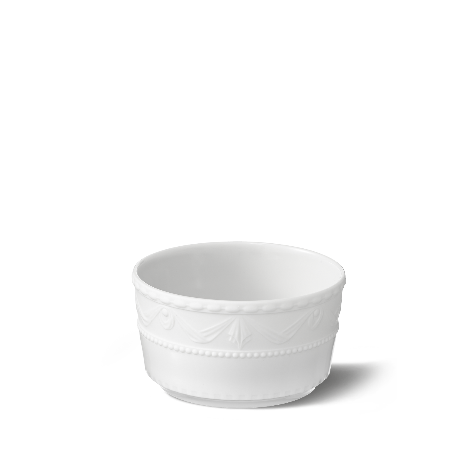 BLANC NOUVEAU pastry dish